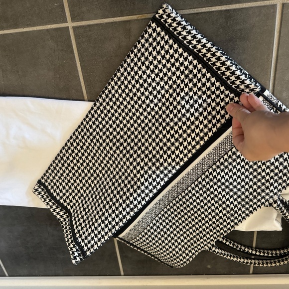 EMT 2100 Christian Dior Large Book Tote - Picture 7 of 9